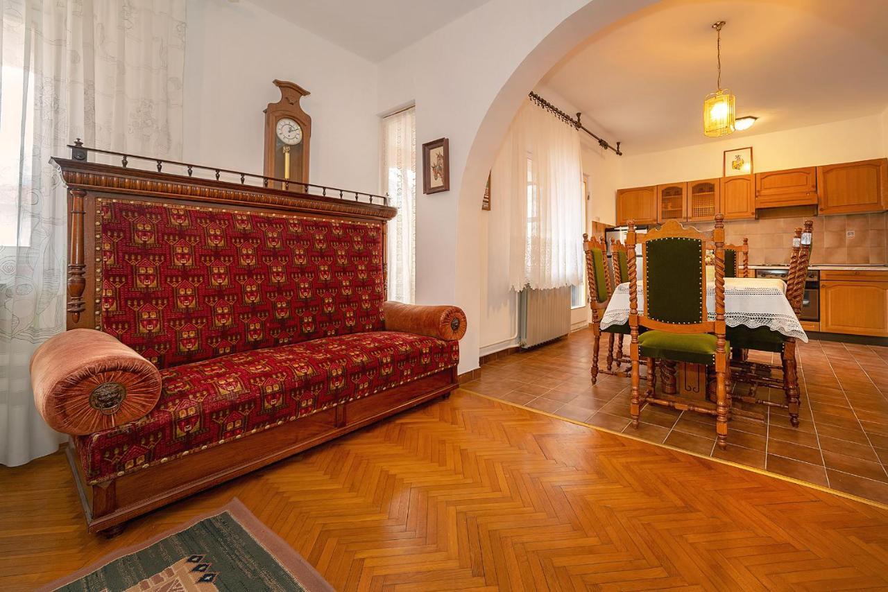 Apartmani Ana Juranic Jurandvor ภายนอก รูปภาพ